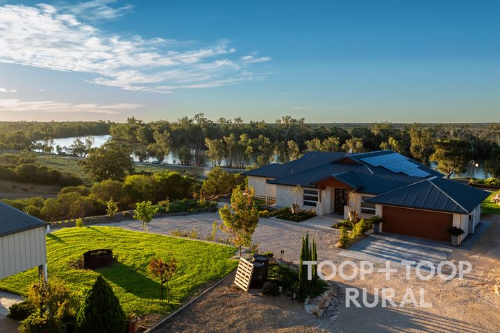 27 Pioneer Landing Drive