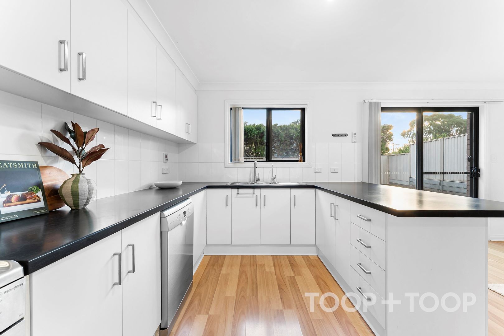 109 Nelson Road, Valley View SA 5093, Valley View - Thumbnail 4