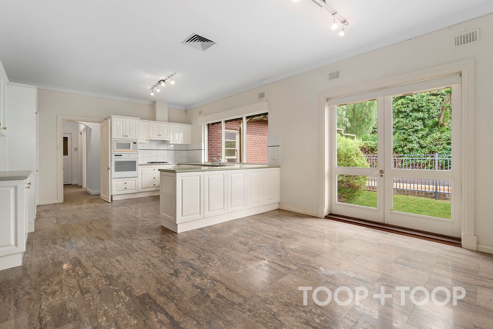 14 Coreega Avenue, Springfield SA 5062, Springfield - Thumbnail 4