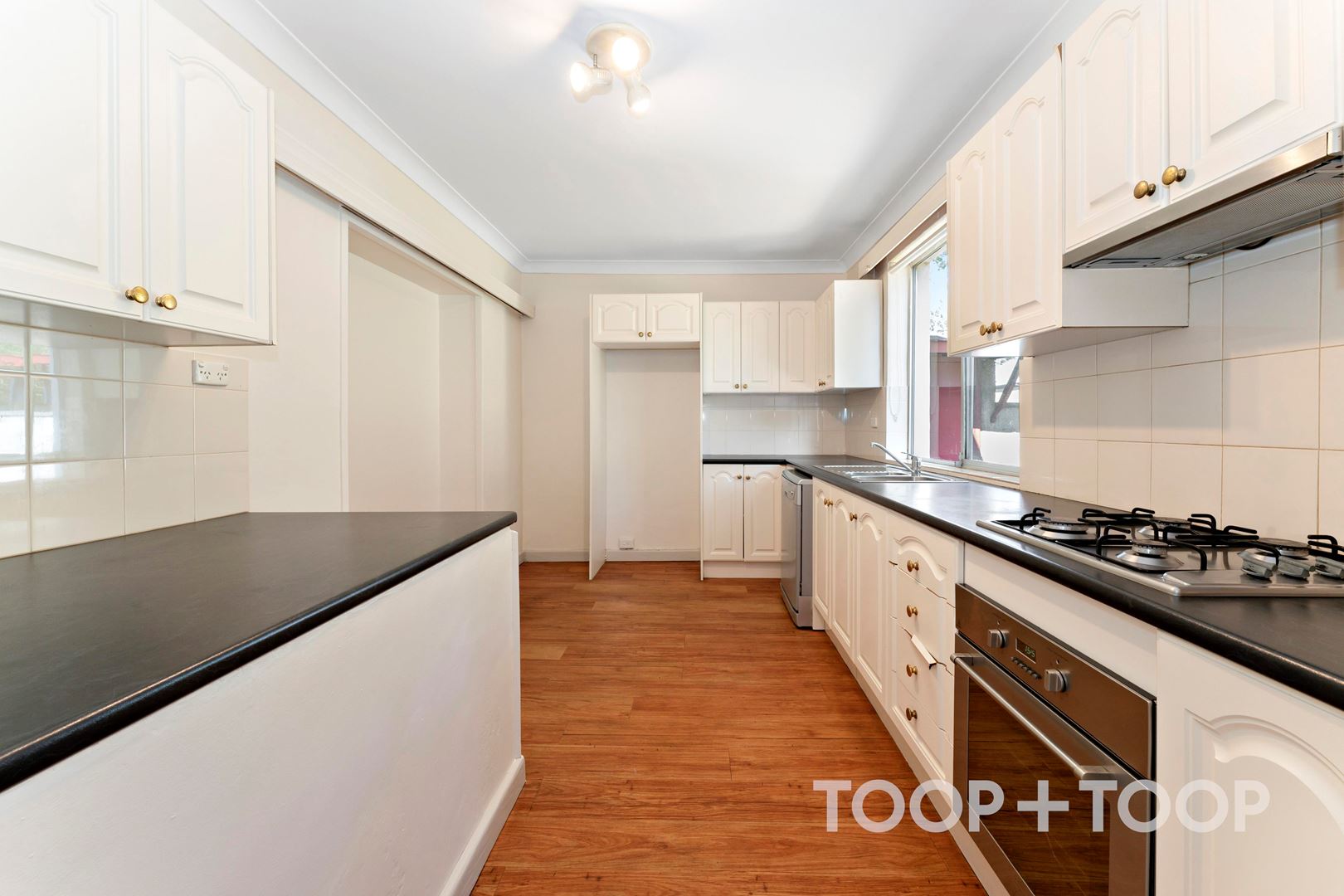 21 Mann Terrace, North Adelaide SA 5006, North Adelaide - Thumbnail 3