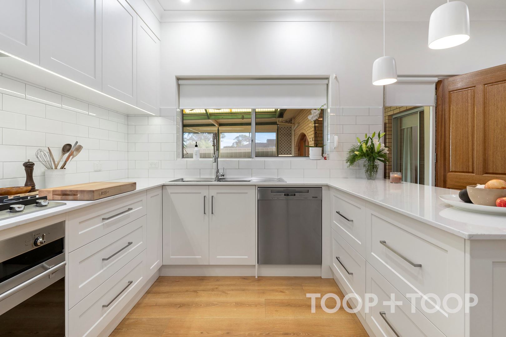 18 Chaliapin Street, Rostrevor SA 5073, Rostrevor - Thumbnail 8