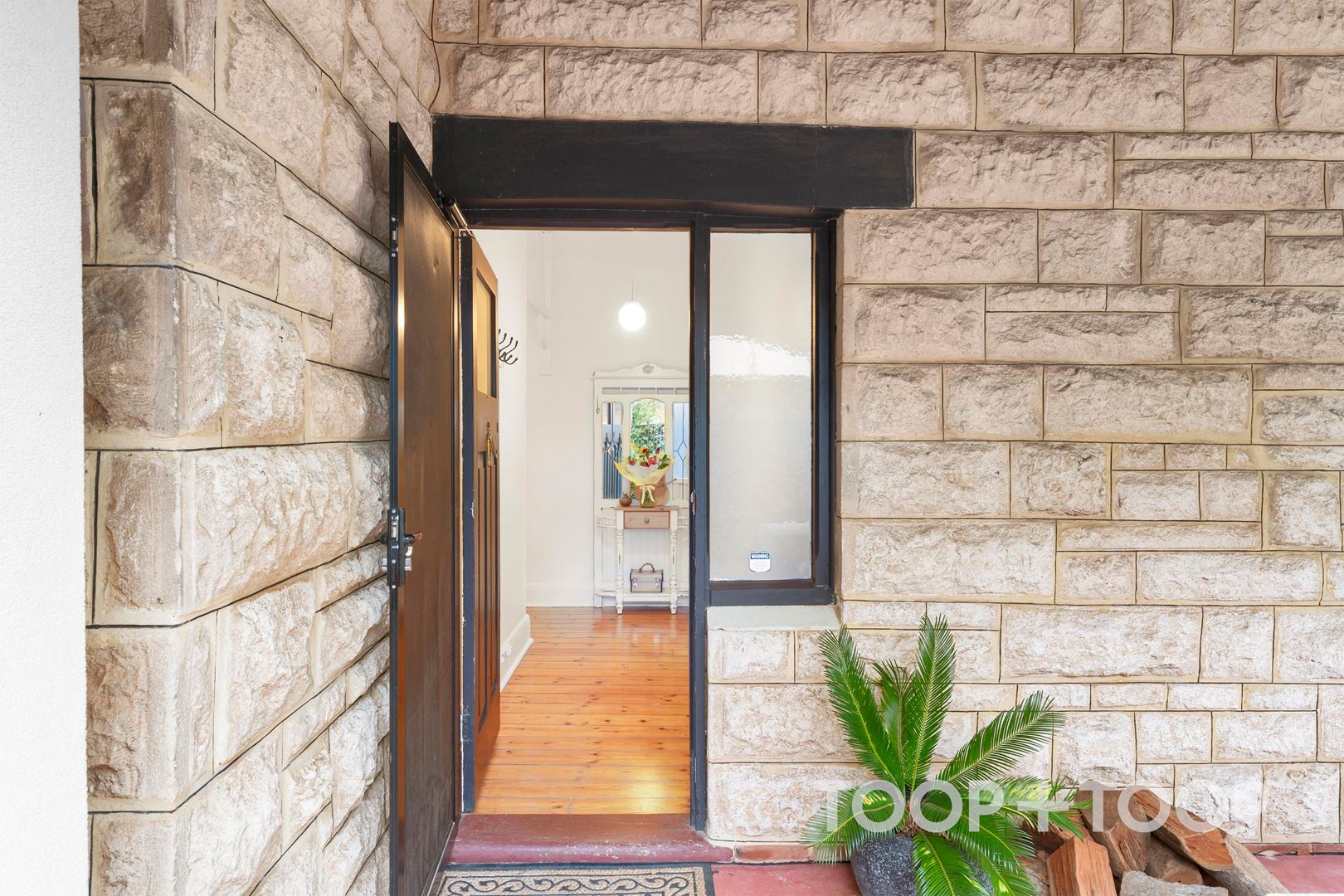 12 Abbotsbury Place, Evandale SA 5069, Evandale - Thumbnail 2