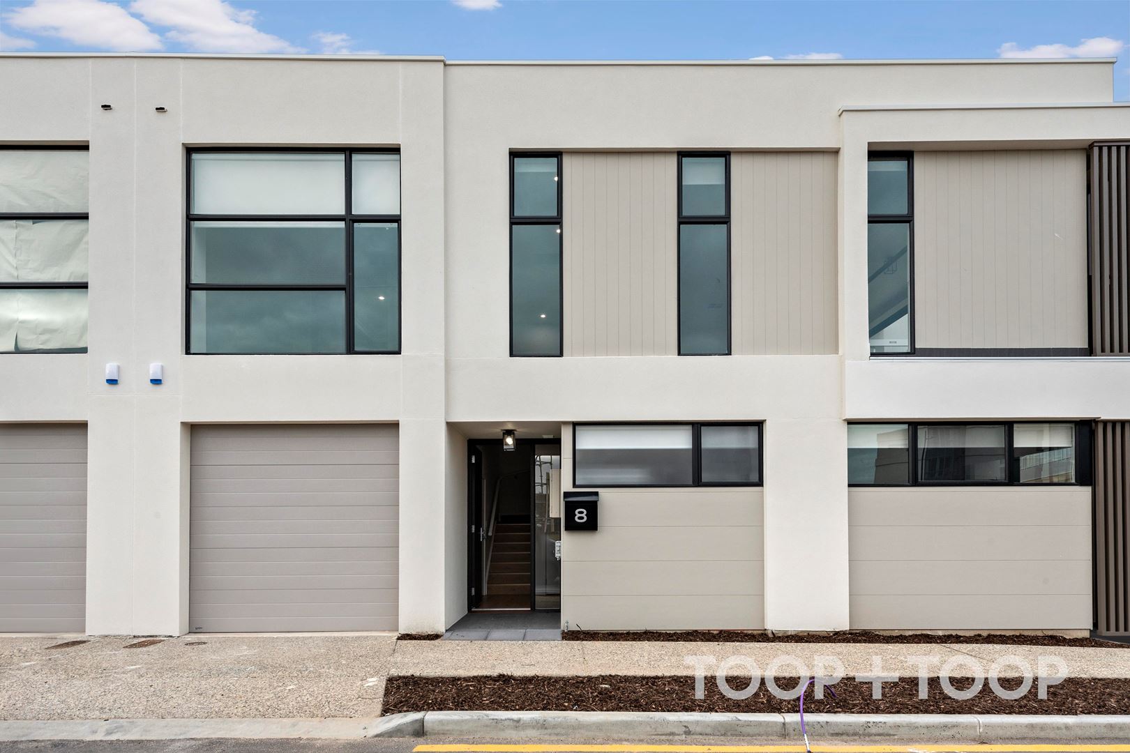 8 Saltbush Lane, West Lakes SA 5021, West Lakes - Thumbnail 2