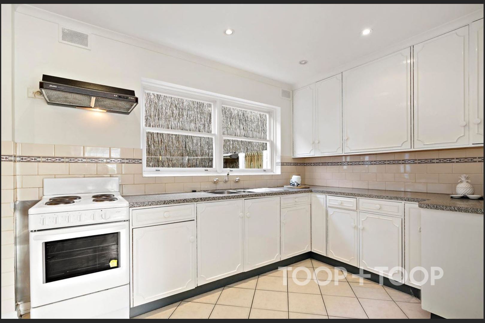 10 / 8 Robert Street, Glenelg South SA 5045, Glenelg South - Thumbnail 4