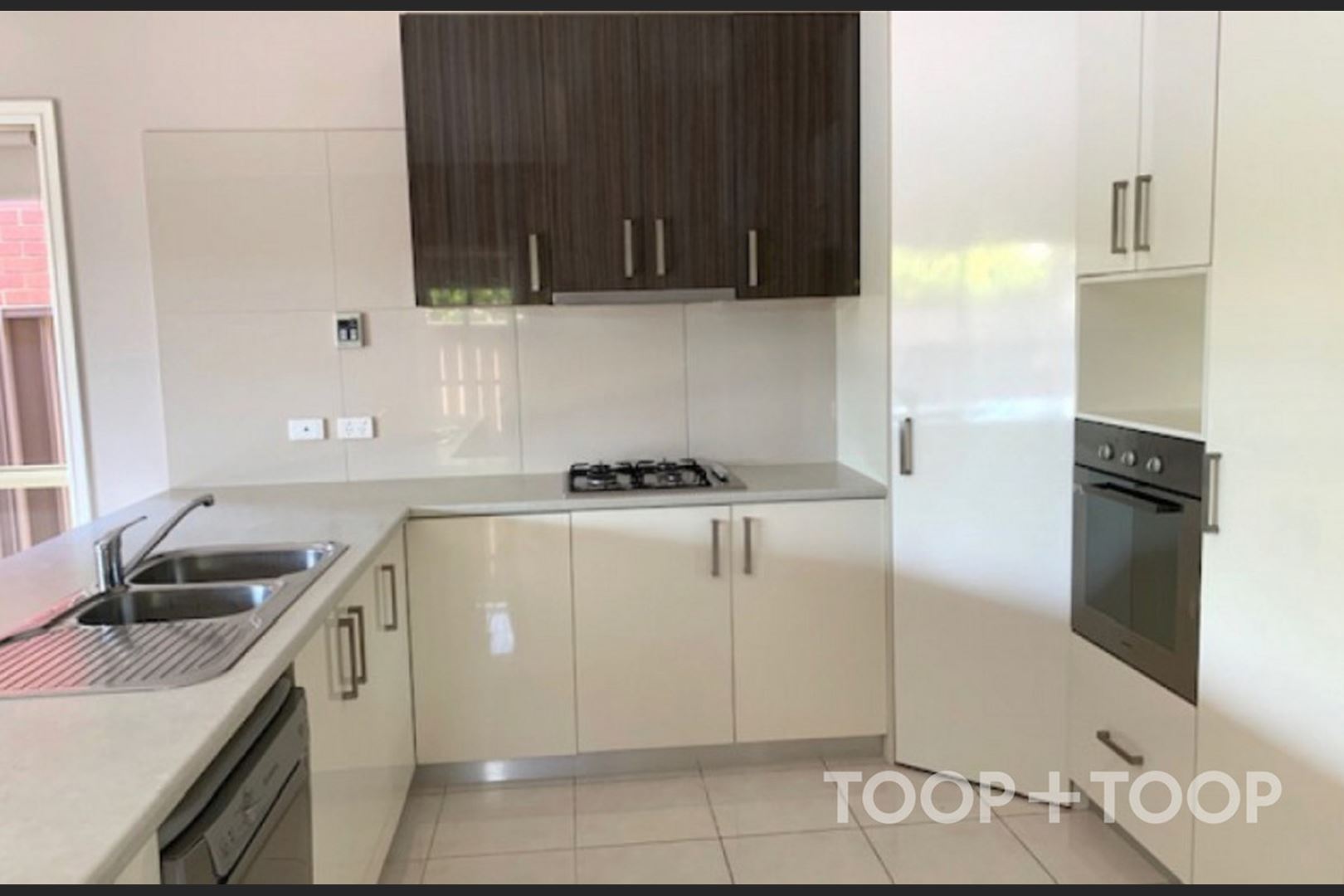 15 Laurence Street, Rostrevor SA 5073, Rostrevor - Thumbnail 3