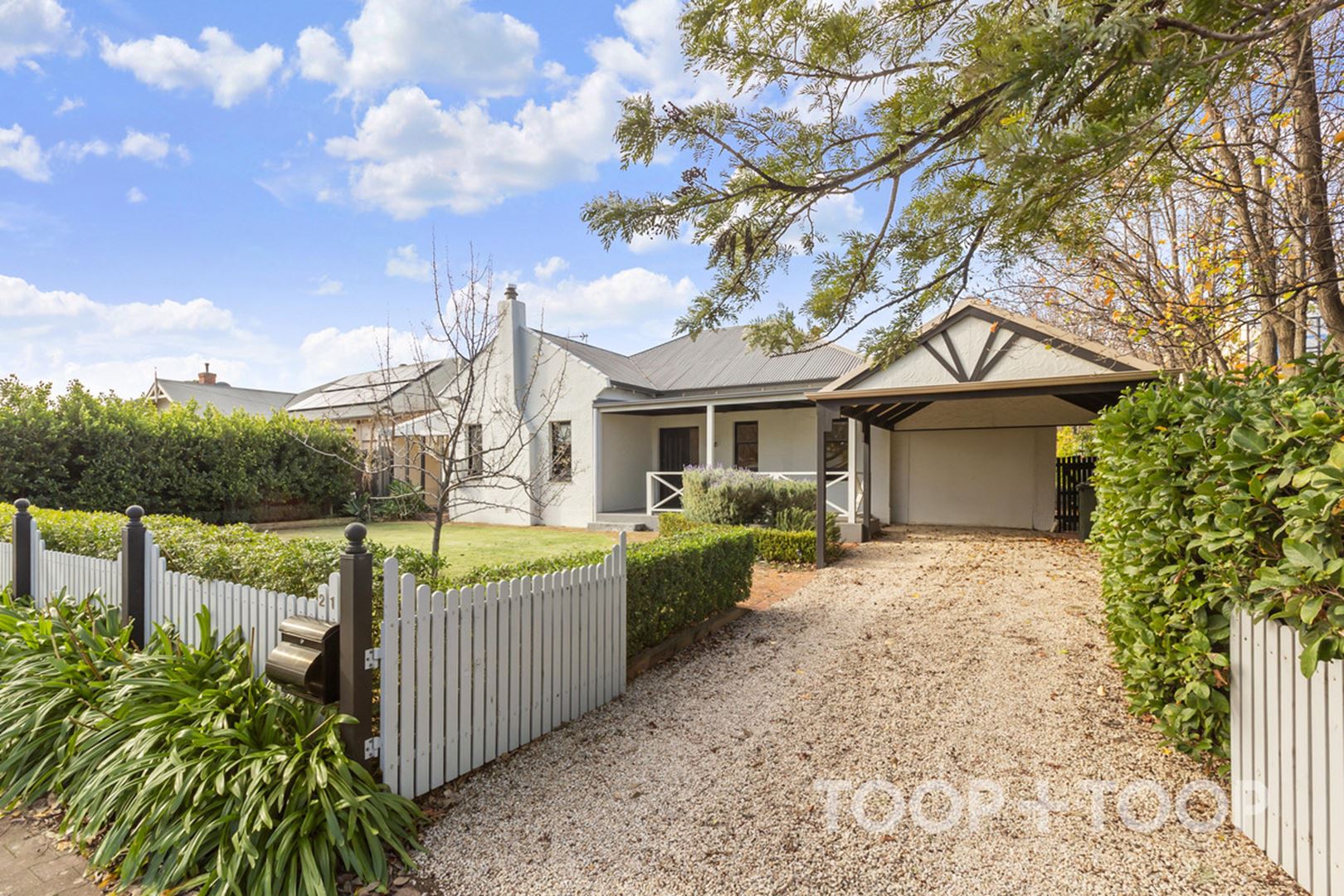 21 Urrbrae Avenue, Myrtle Bank SA 5064, Myrtle Bank - Thumbnail 2