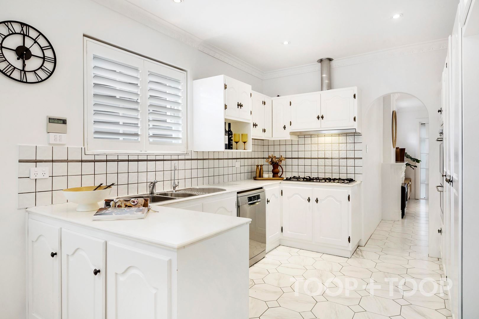 6 Caithness Avenue, Beaumont SA 5066, Beaumont - Thumbnail 2