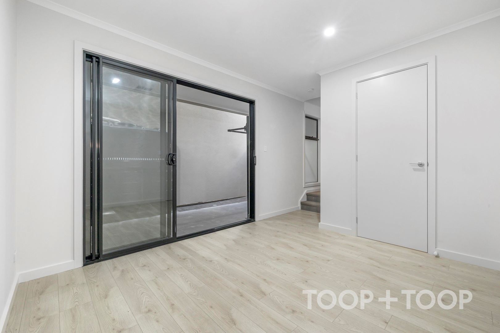 11 Gracechurch Street, Port Adelaide SA 5015, Port Adelaide - Thumbnail 2