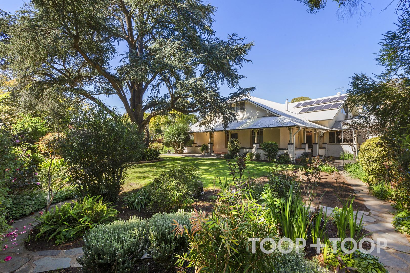 32 Wood Street, Millswood - Image 1